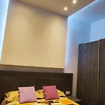 Diamonds Luxury Apartment *